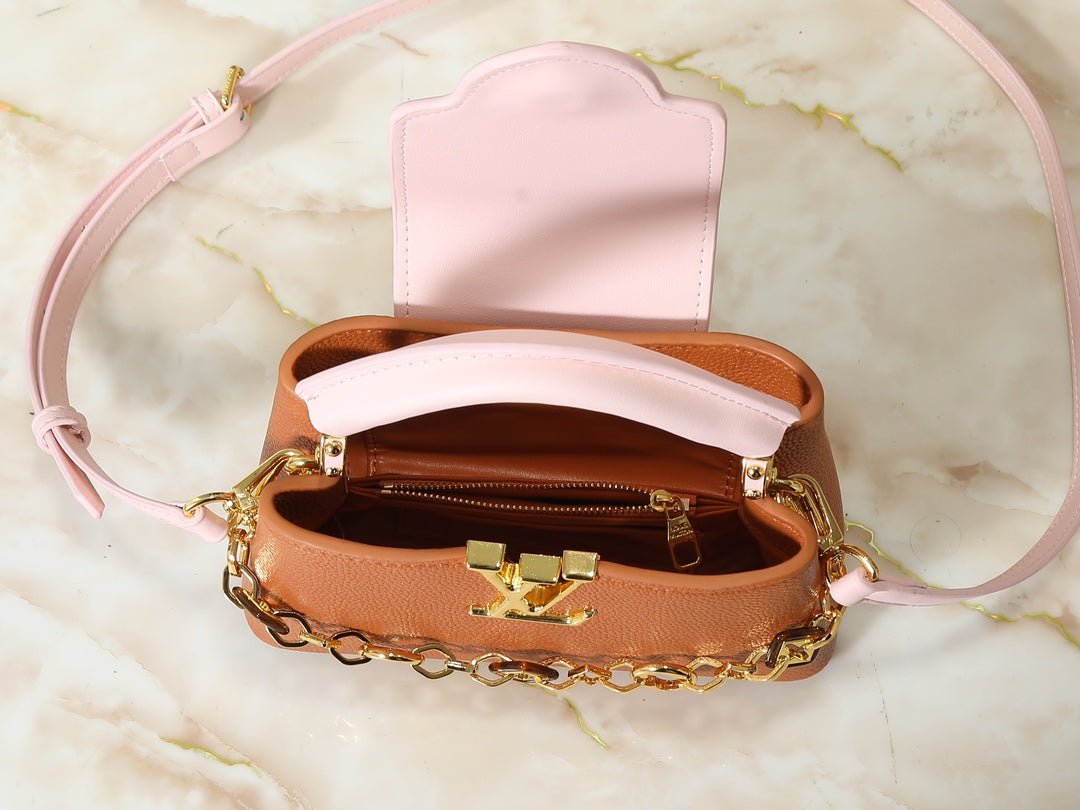 146PE46B Popular leather bag