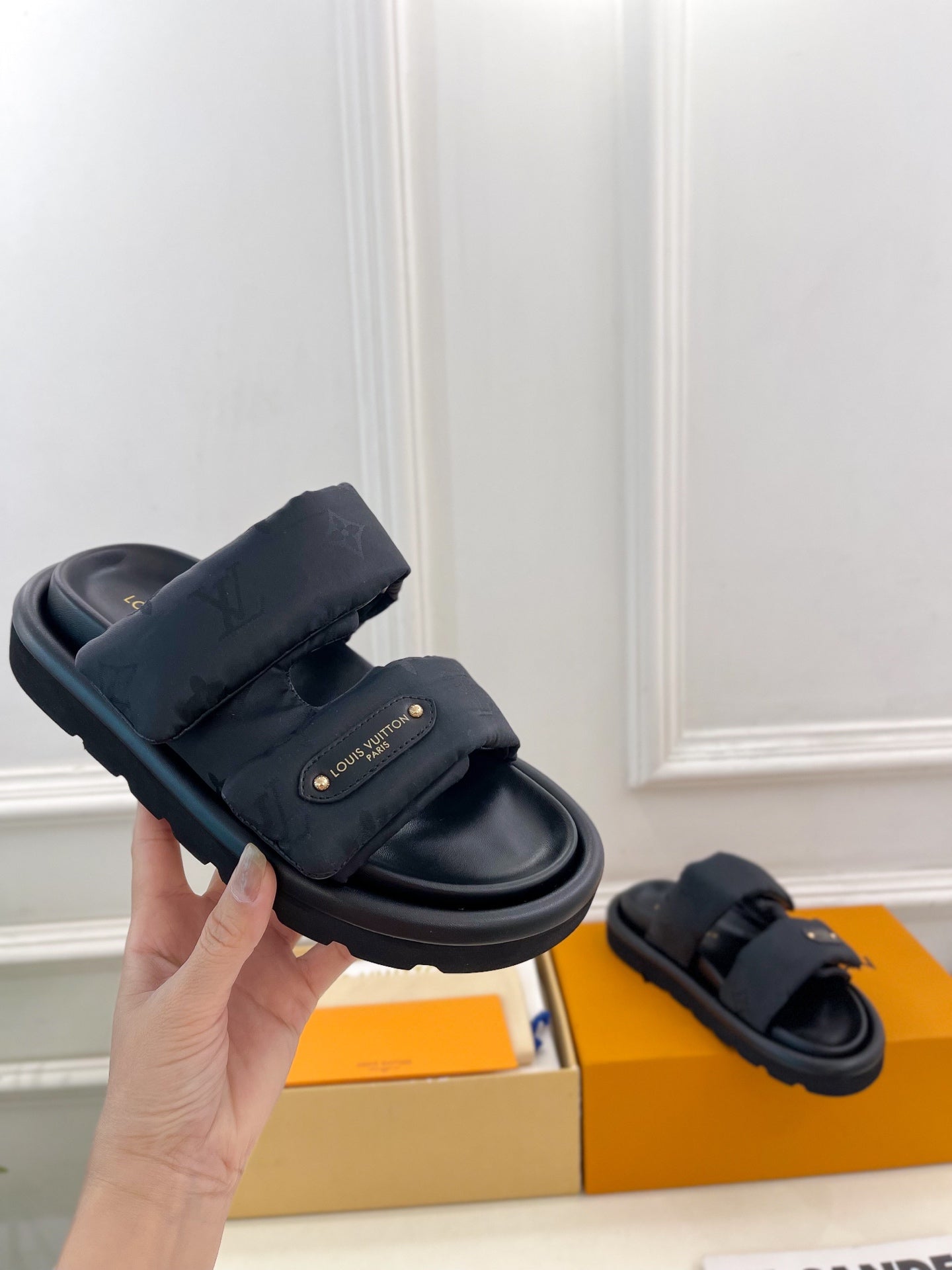 6105QE351Z Popular Shoes