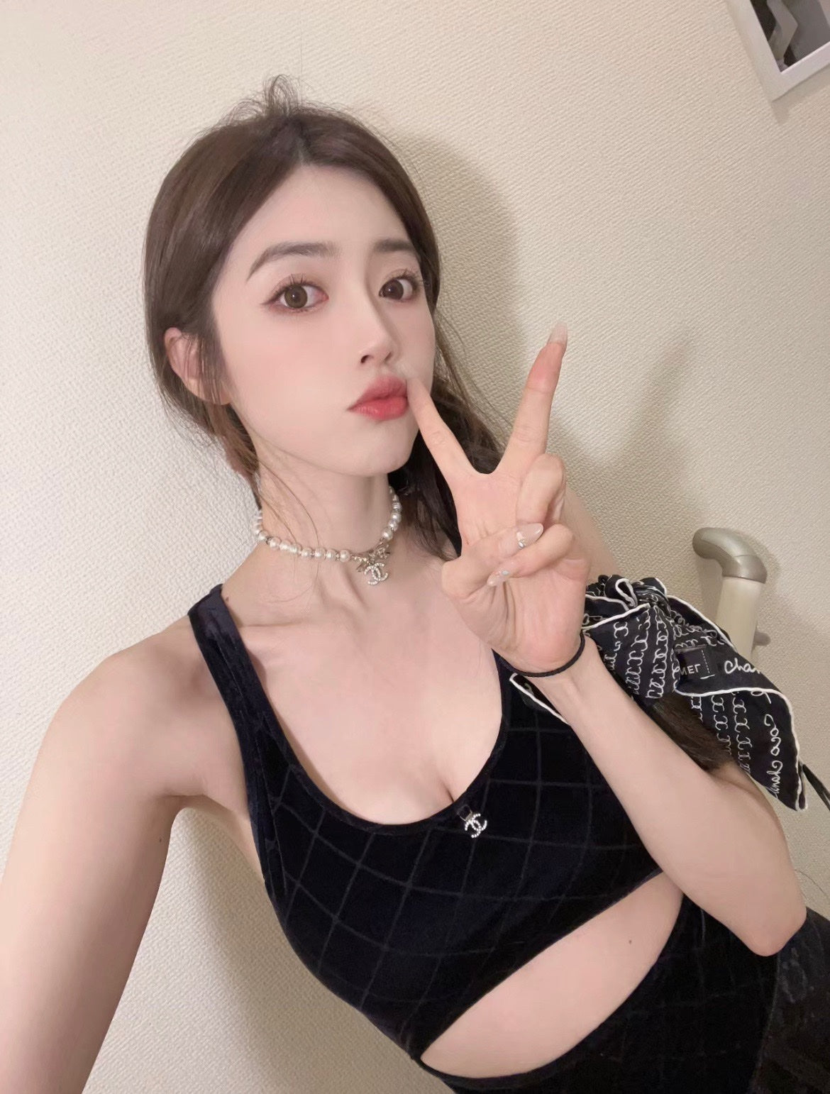 55QC243X Popular Necklace