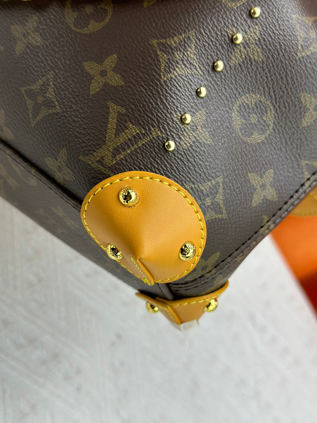 1XE56Bh  Popular  leather bag