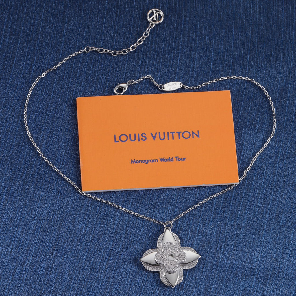 55QE333X Popular Necklaces