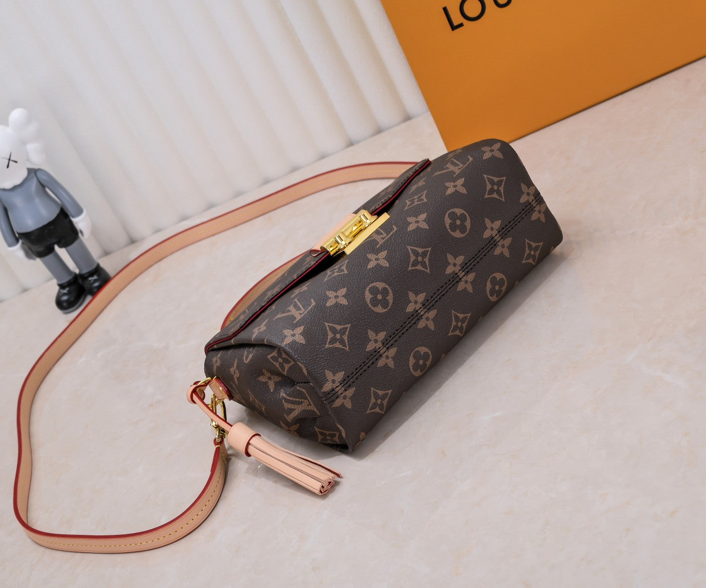 B1X66E9 Popular high-quality leather bag