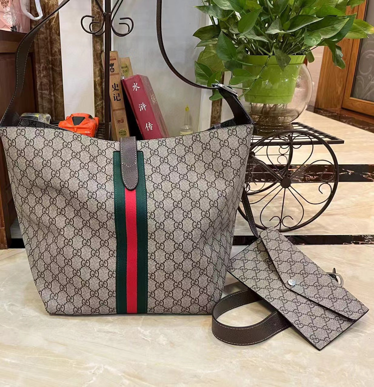1XB432B Popular    leather bag