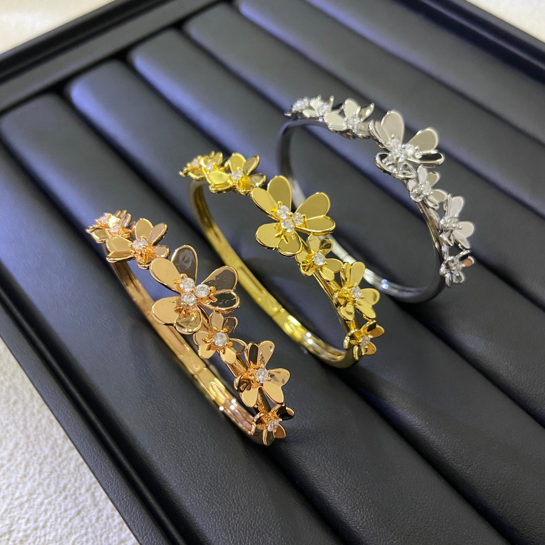 15QVC27K  Popular Bracelets