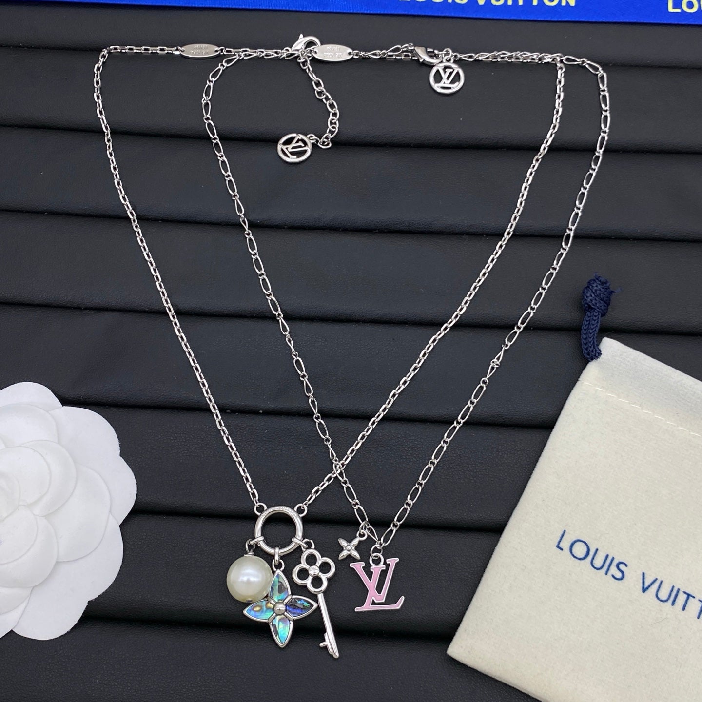 15QE15X Popular Necklace