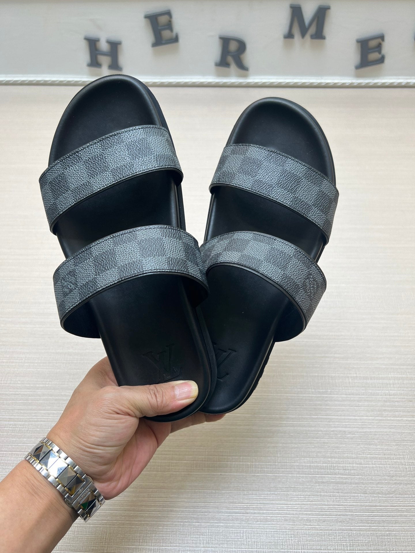 54E59Z Popular slippers