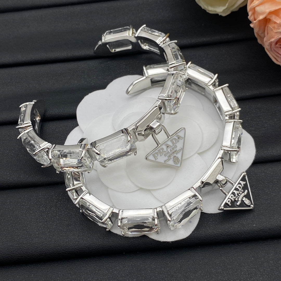 15QP67K  Popular  Bracelets