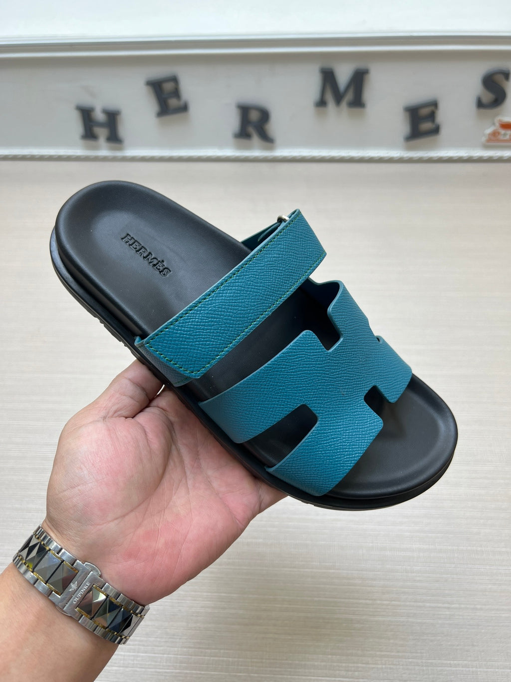 54H1Z Popular slippers