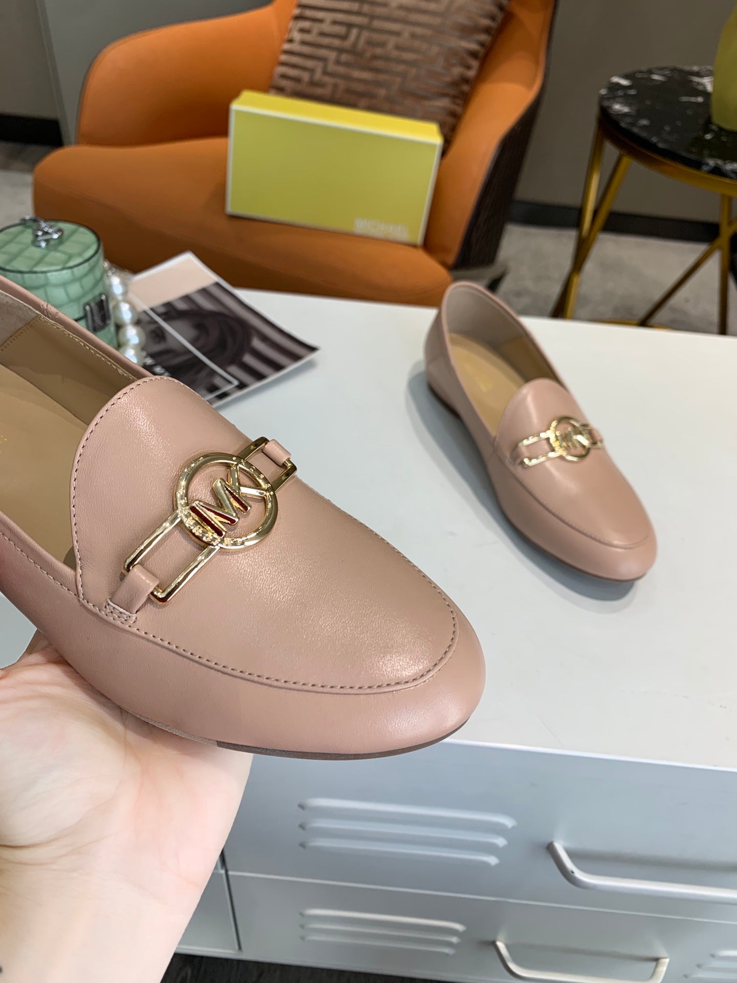 2105QA185Z Popular high-quality leather shoes