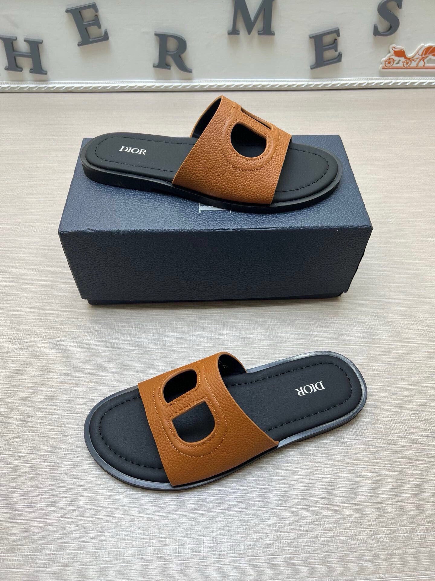 535ZD306Z Popular Slippers