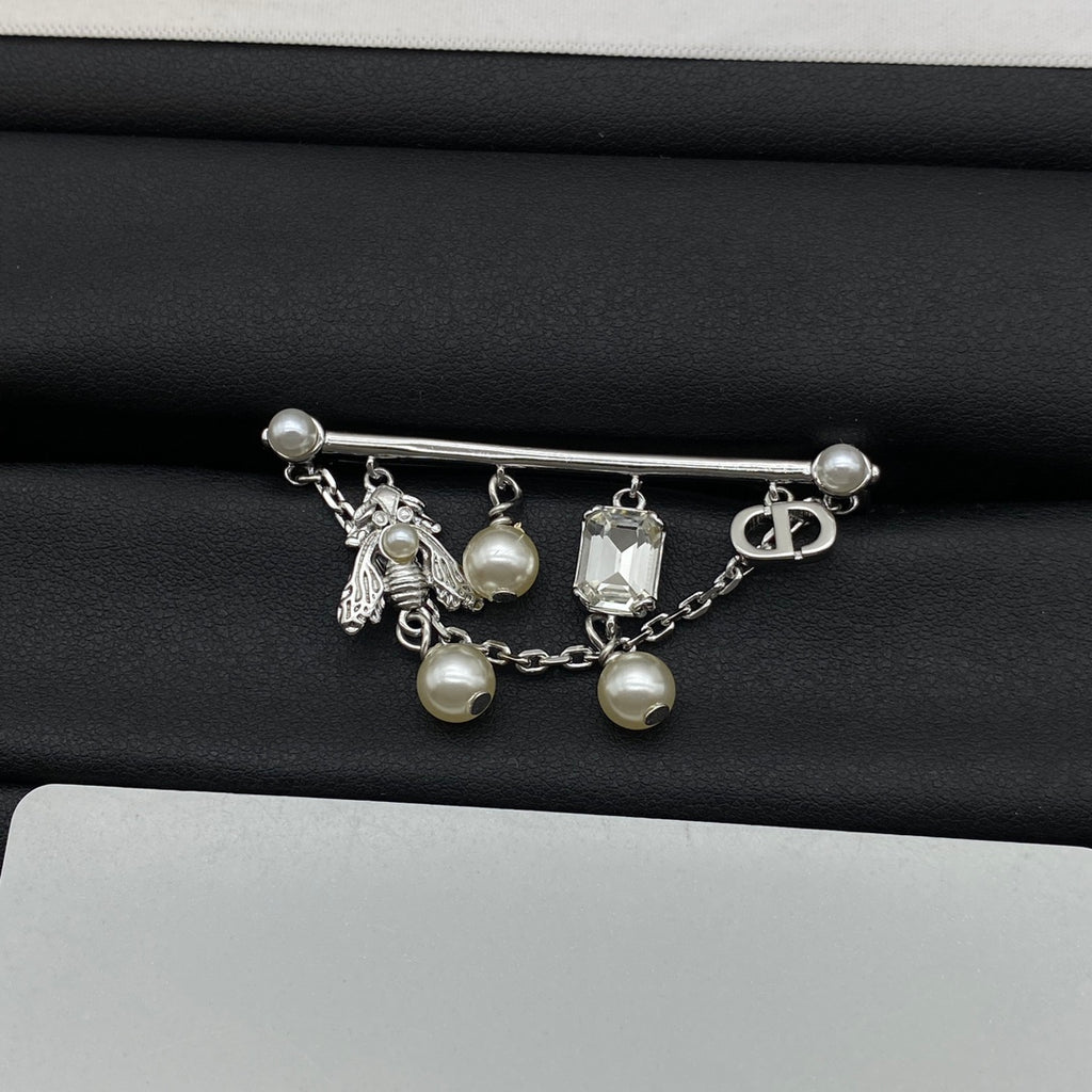 14D1072X   Popular Brooch