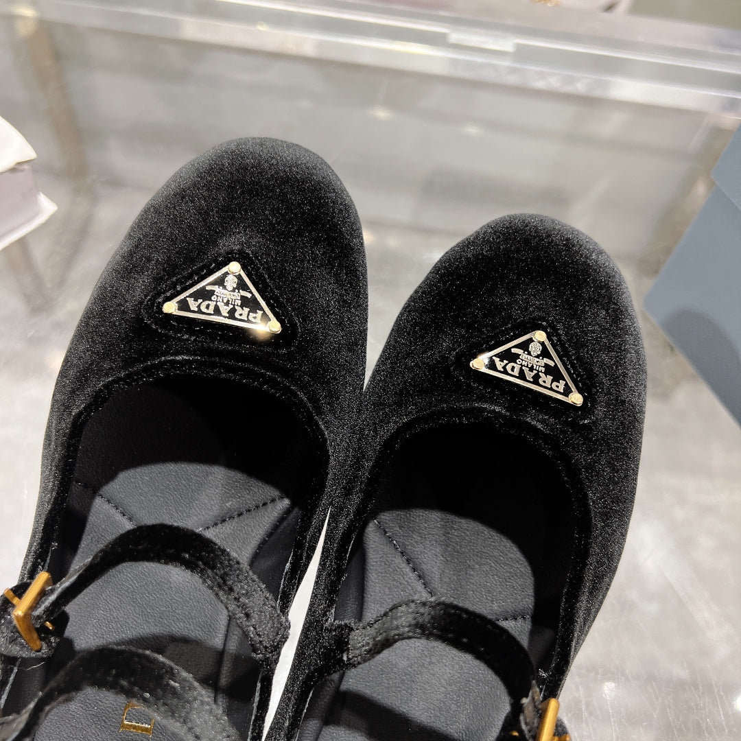 2105QP380Z Popular high-quality Shoes
