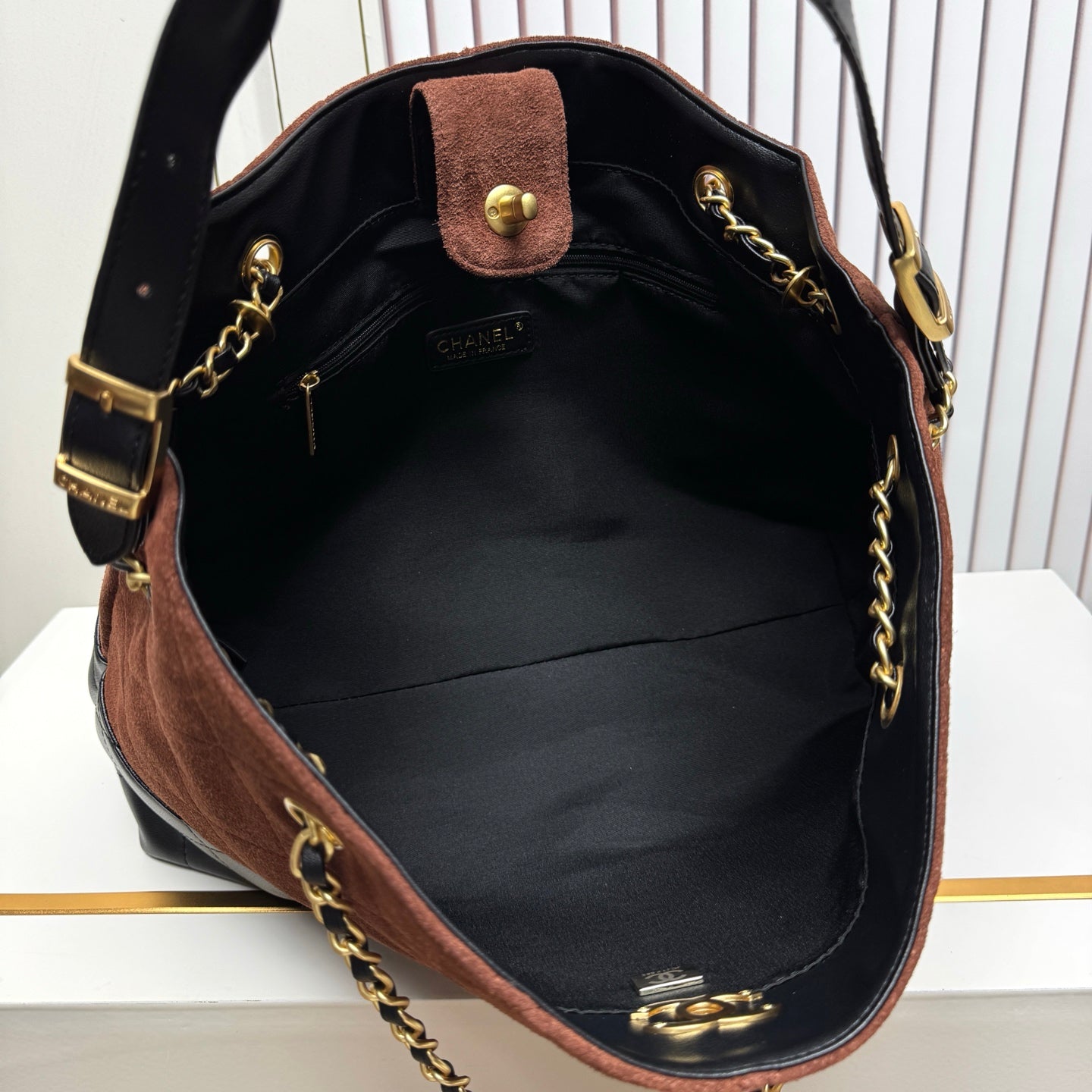 146PC17B Popular leather bag