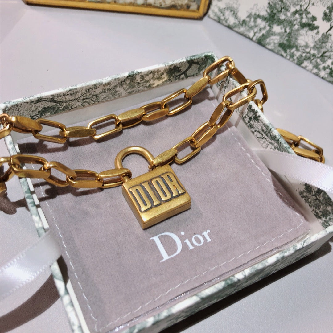 15QD86X Popular Necklace
