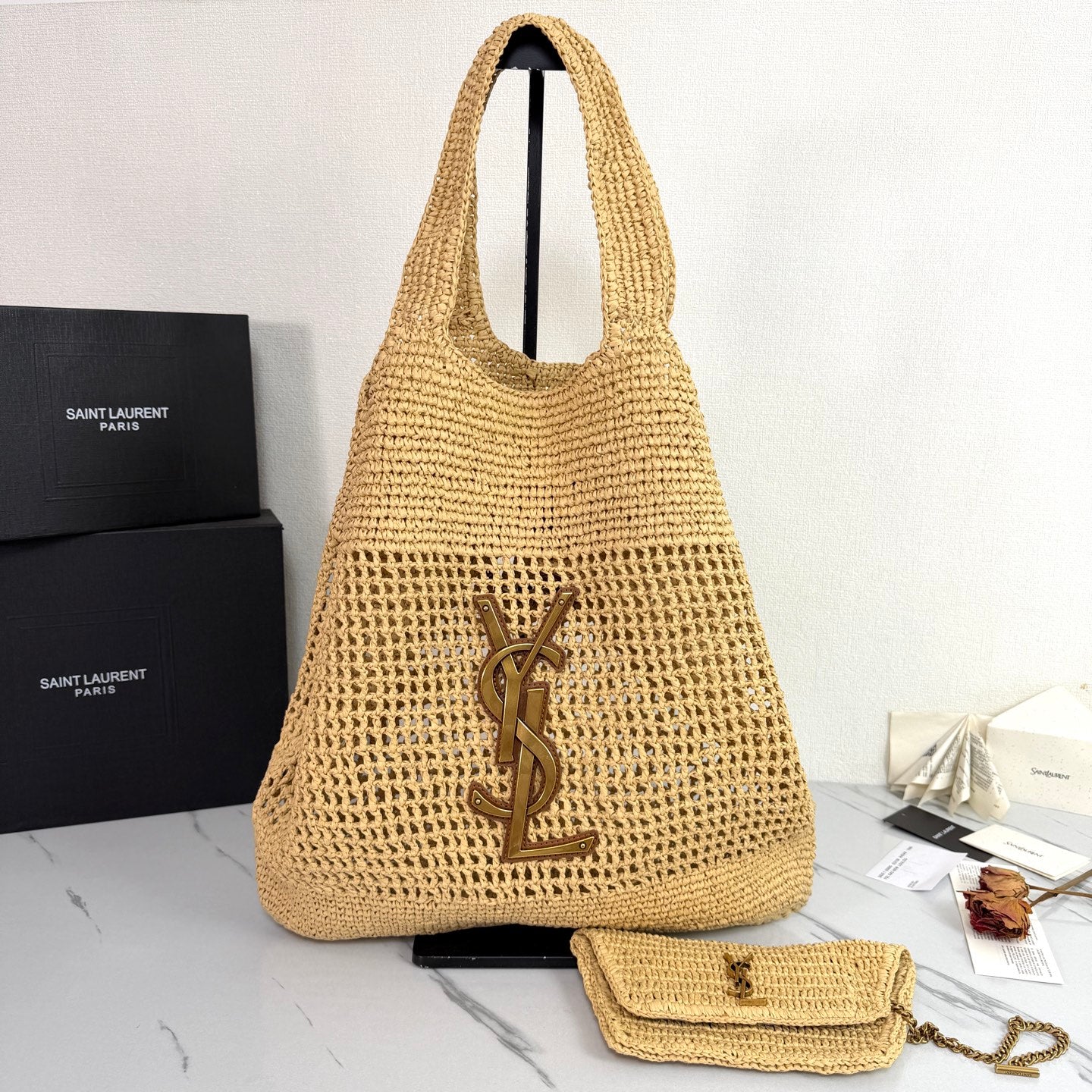 B1X66SL12   Popular woven bag