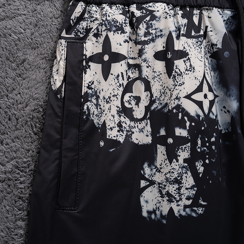 136NE30U Popular shorts