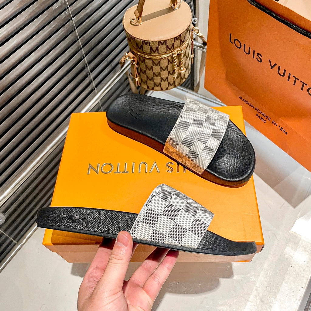 14E195Z Popular Slippers