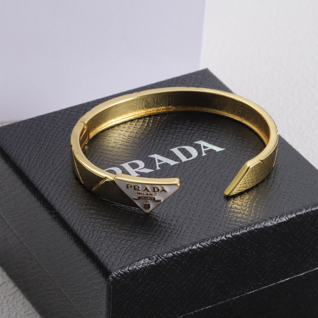 1YPD67K  Popular Bracelets