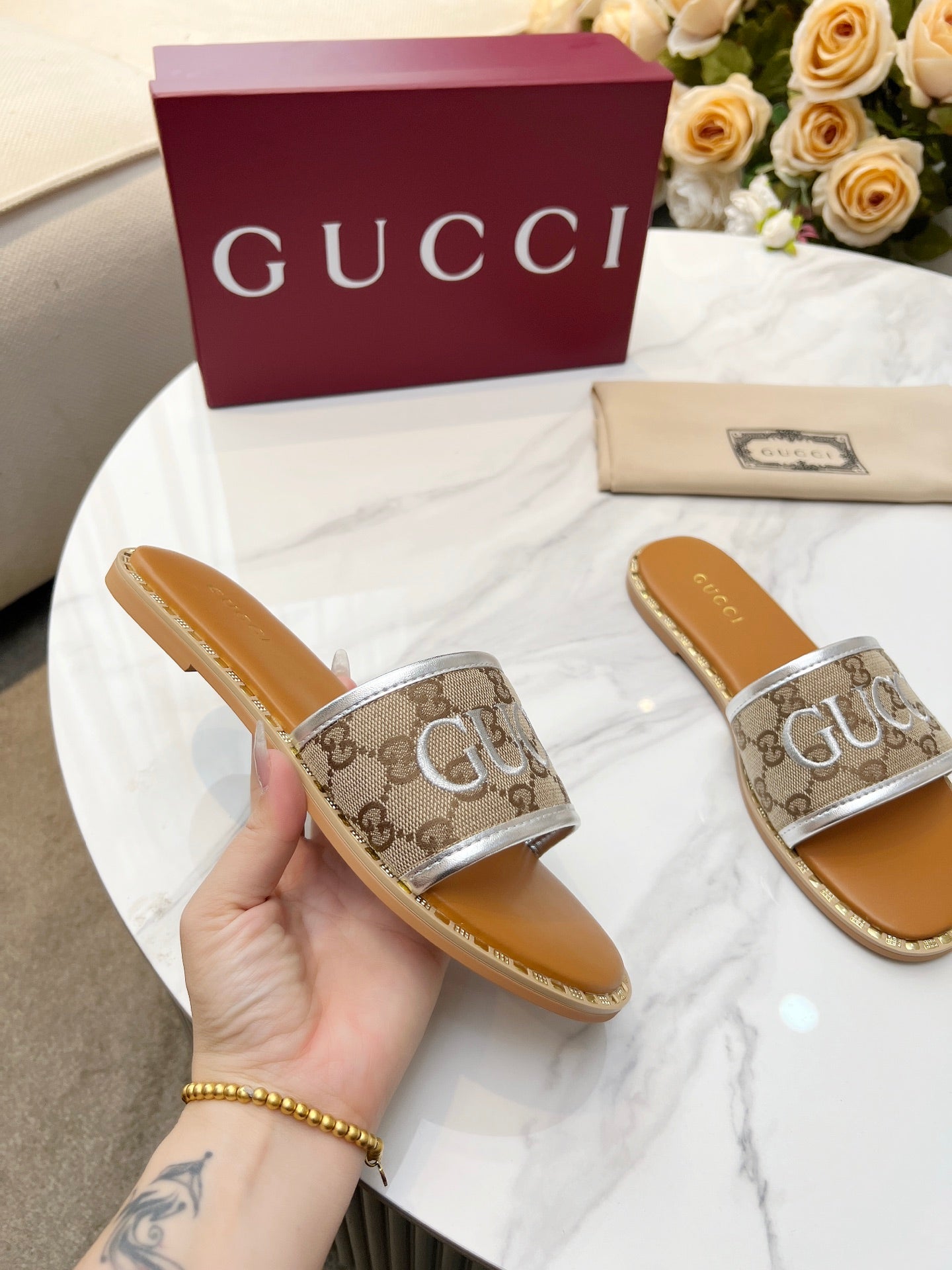 255QB29Z Popular Slippers