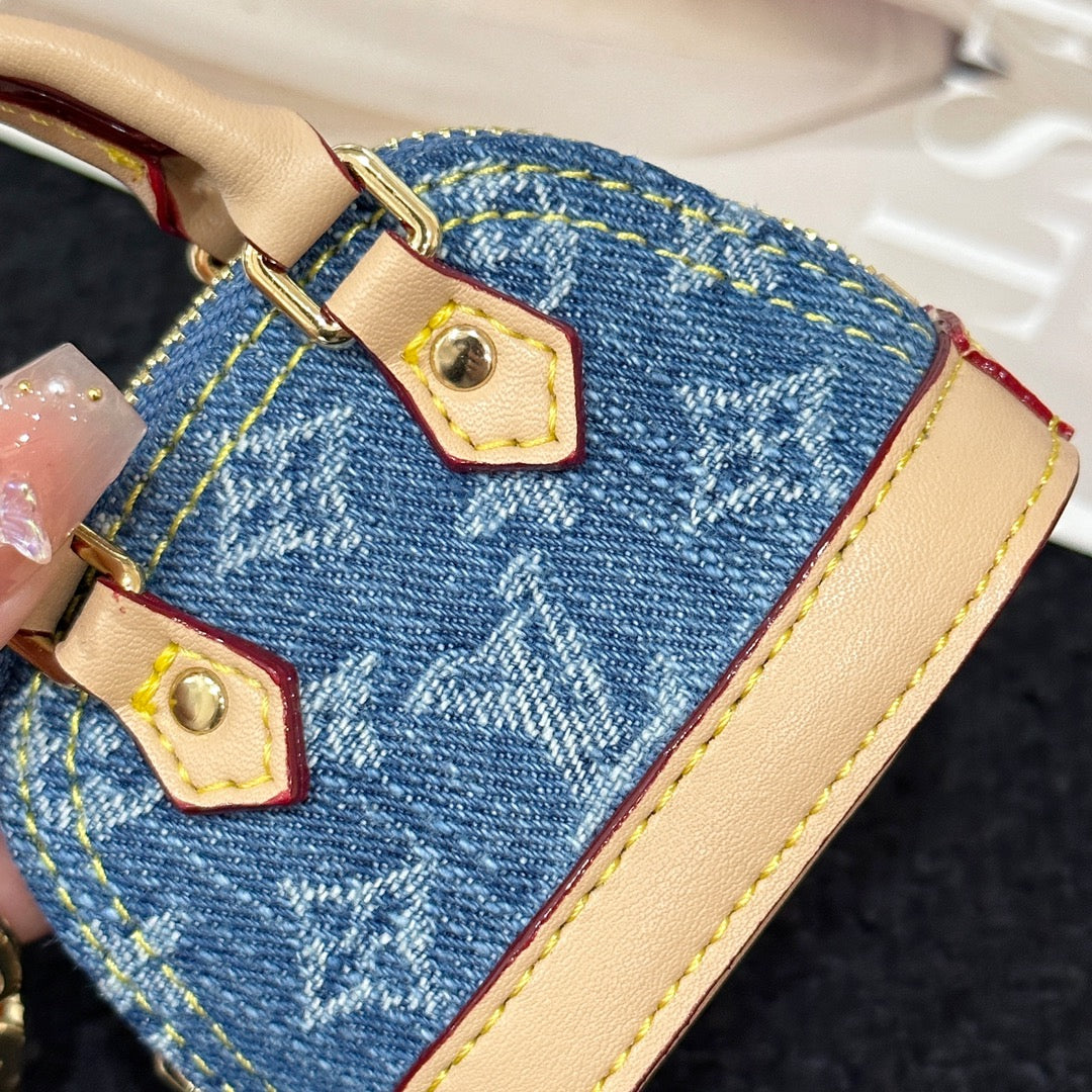 35ZE9A Popular bag 's charms accessories