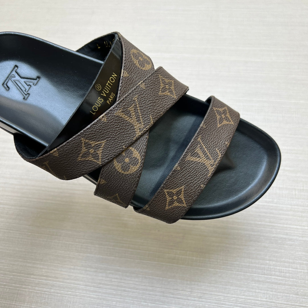 54E89Z Popular slippers