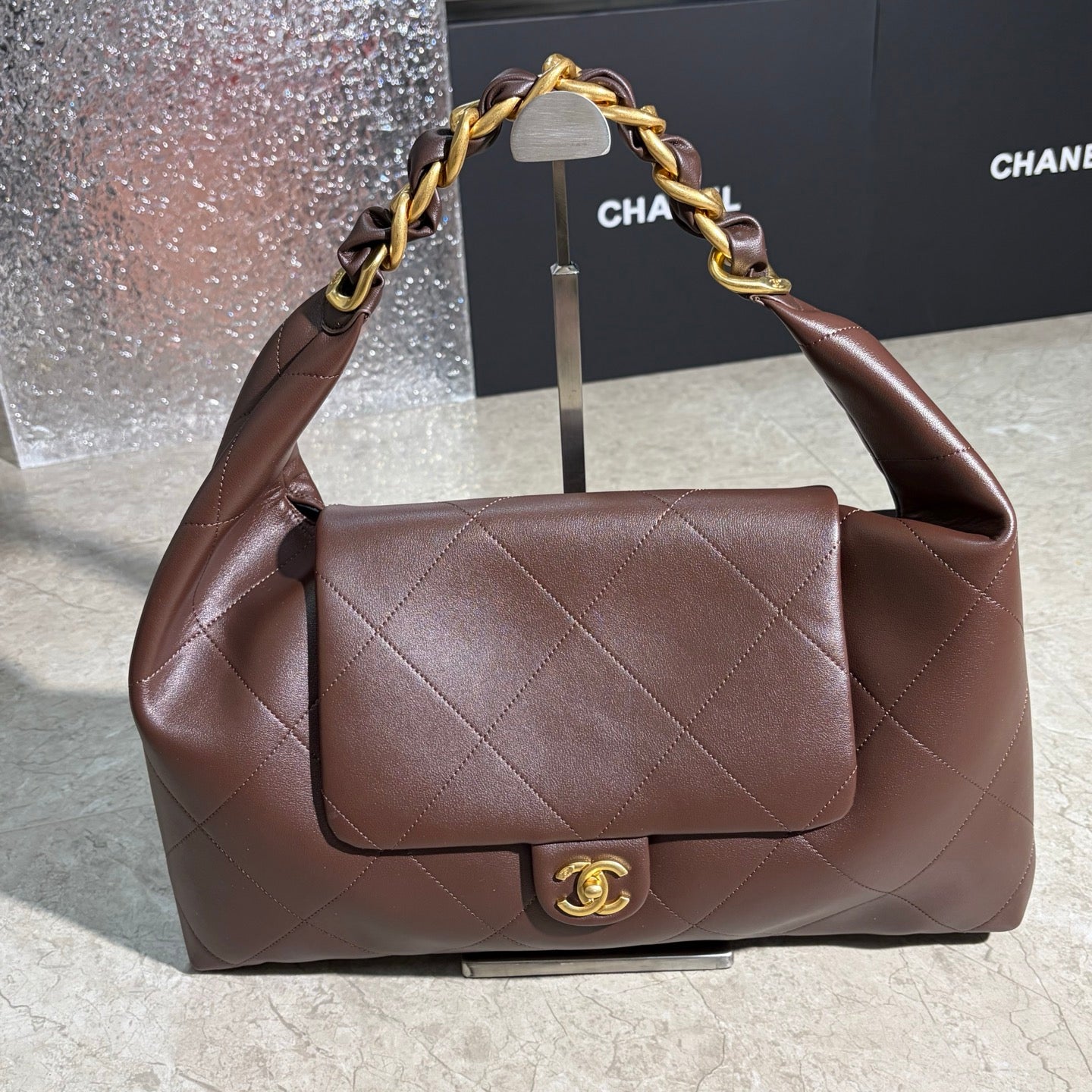 15RC146B Popular leather bag