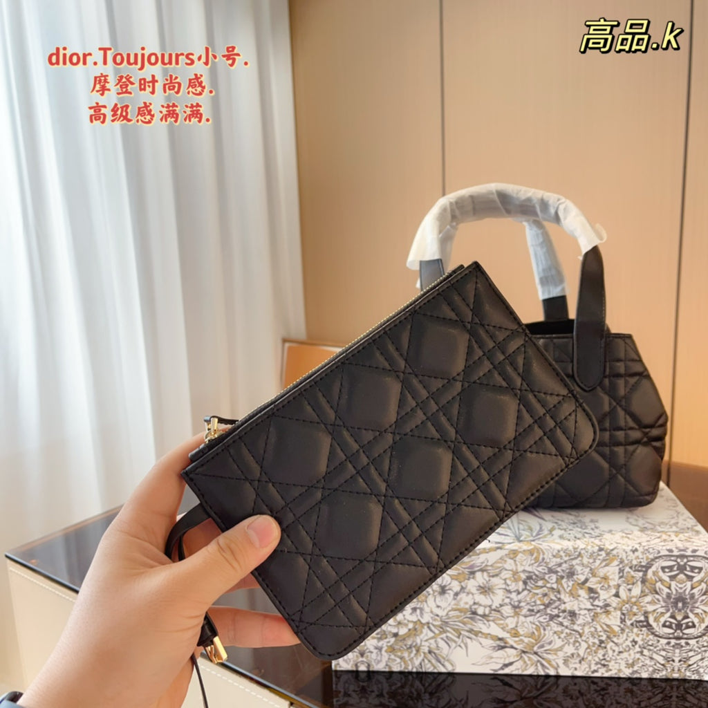 16XC107B Popular leather bag 