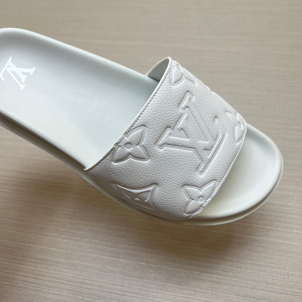 54E3Z Popular slippers
