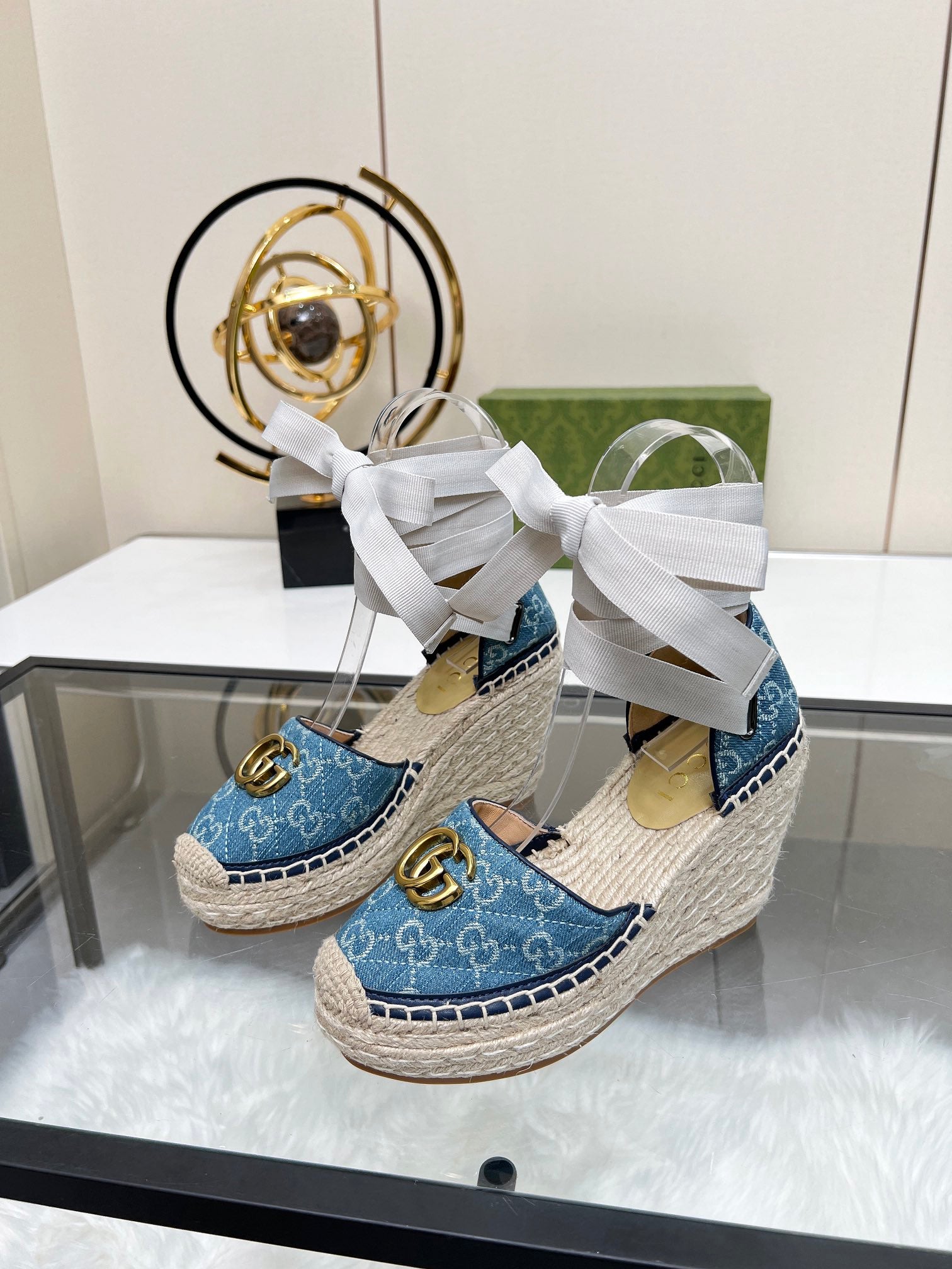 Z2X66B29  Popular High heels