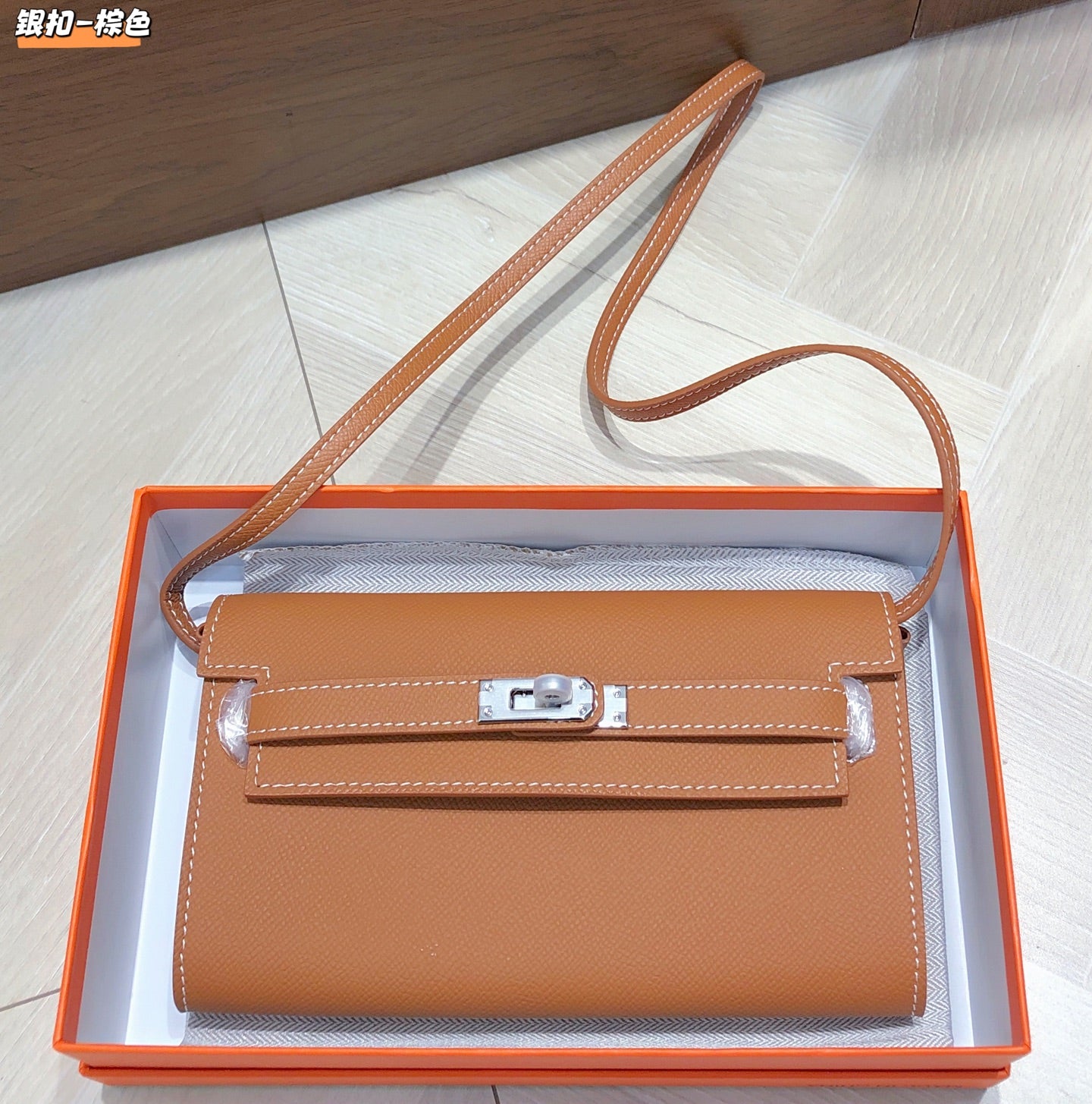 B1X66H10 Popular high-quality leather bag
