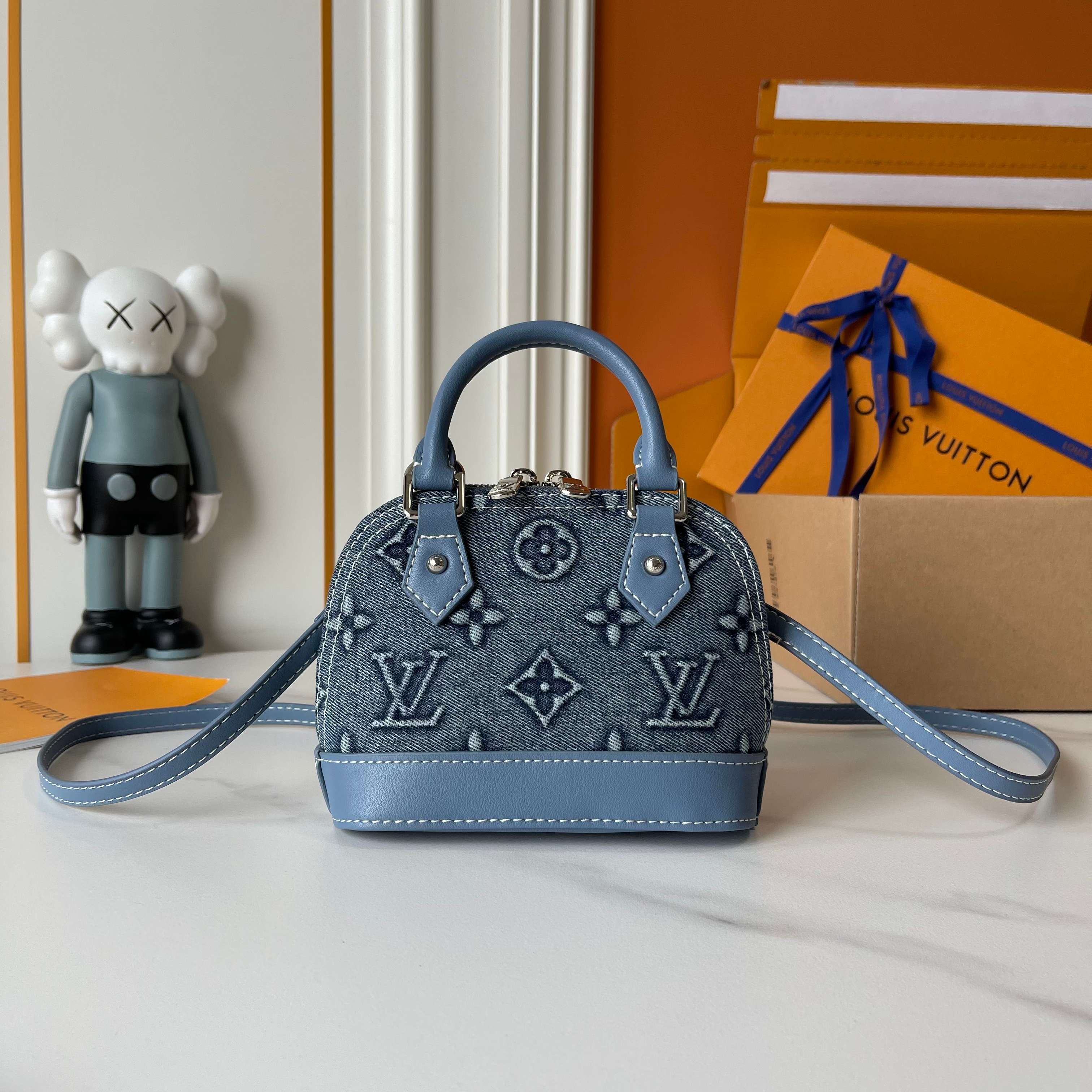 146PE97B Popular denim materials bag