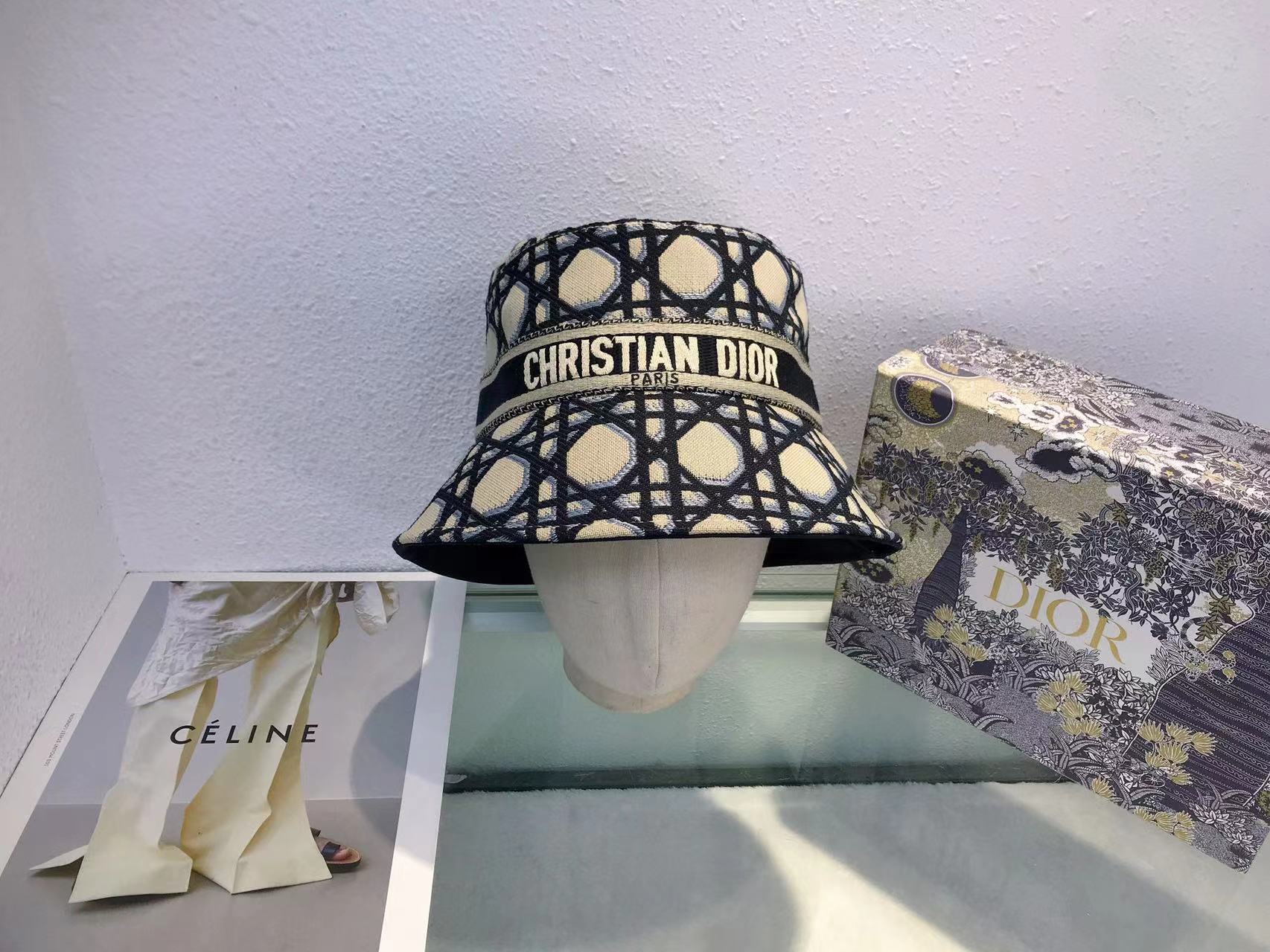 14D153M Popular   hats