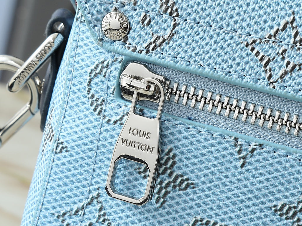 15RE47B  Popular  leather bag