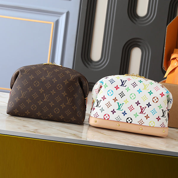 B1P46E112 Popular leather bag