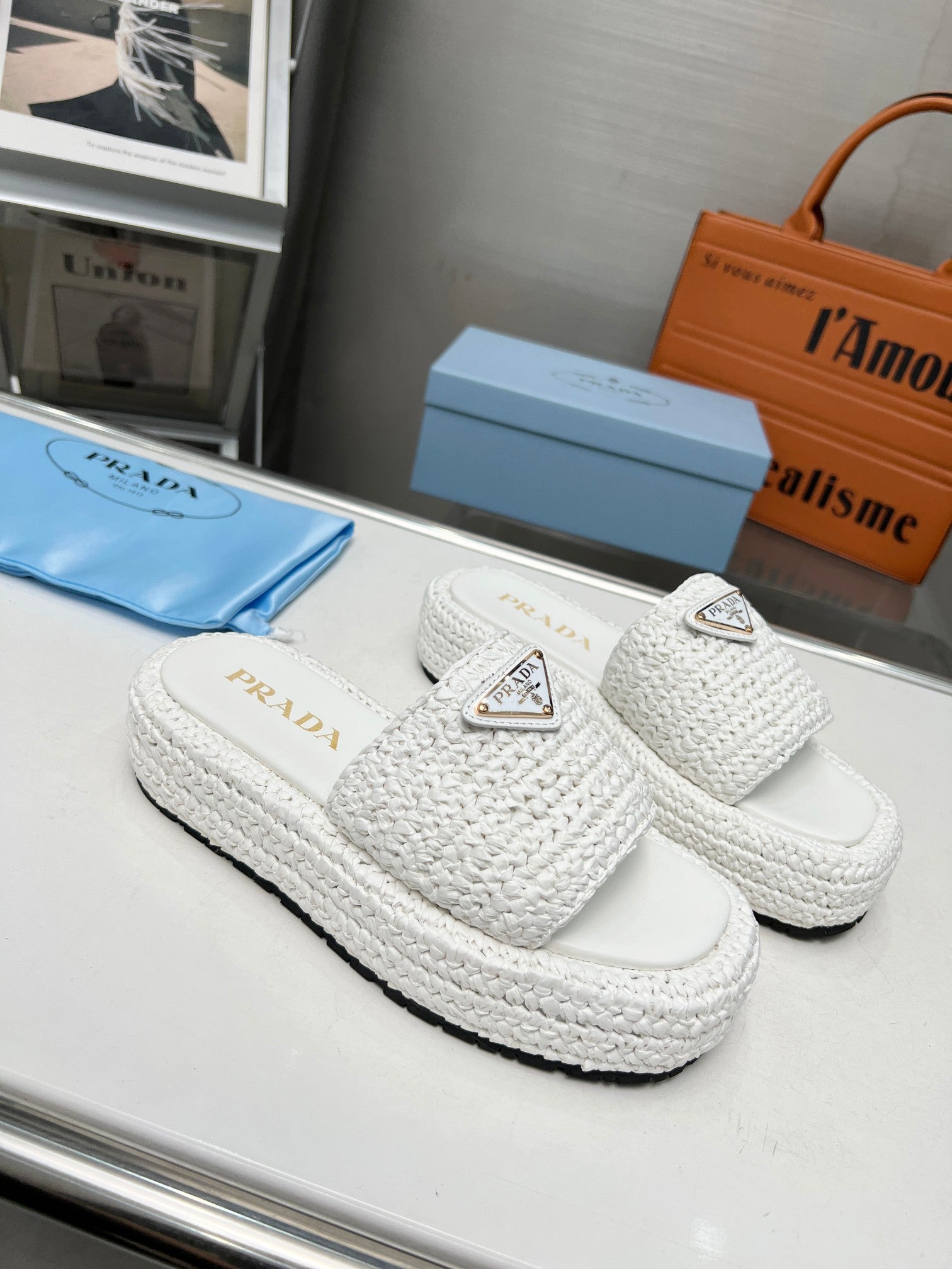 14PD27Z Popular slippers