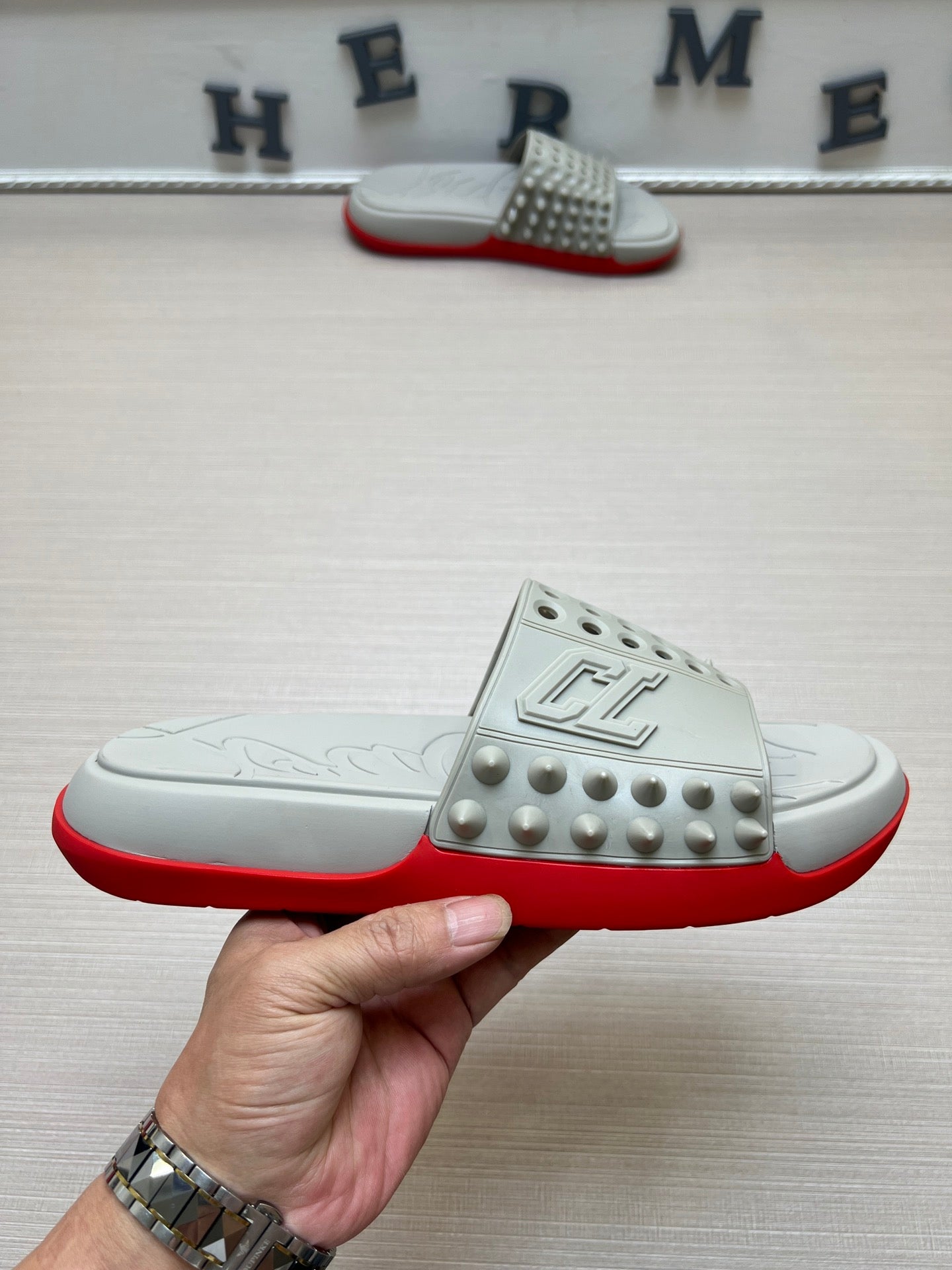 54A18Z Popular slippers