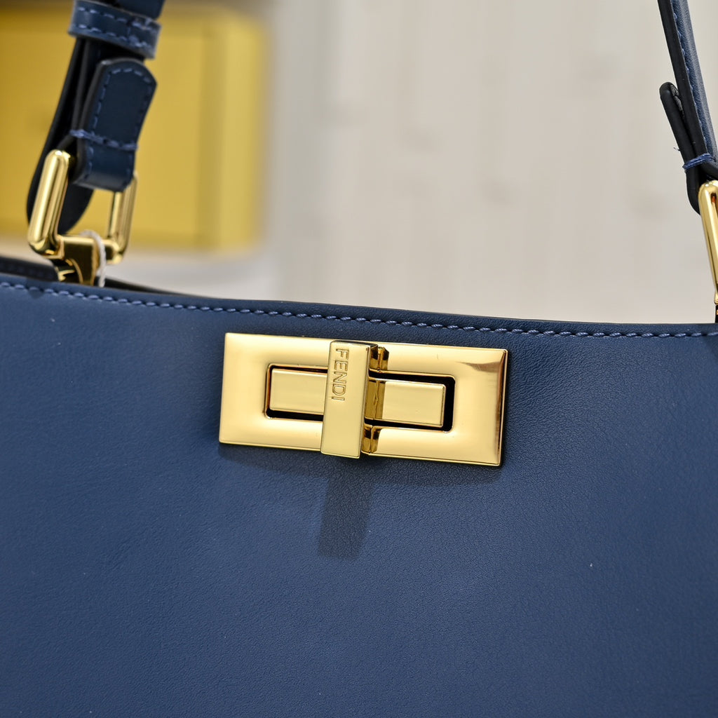 136PF98B Popular leather bag
