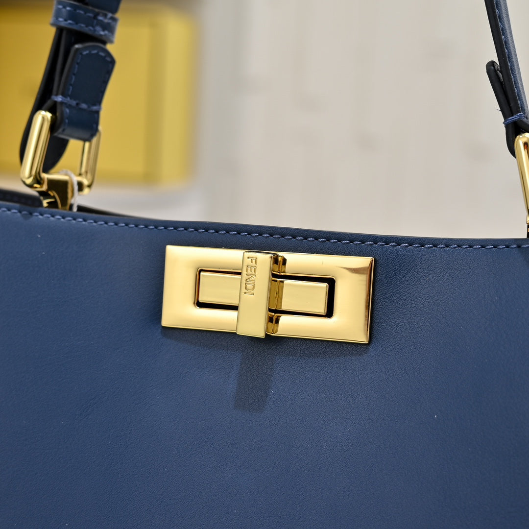 136PF98B Popular leather bag