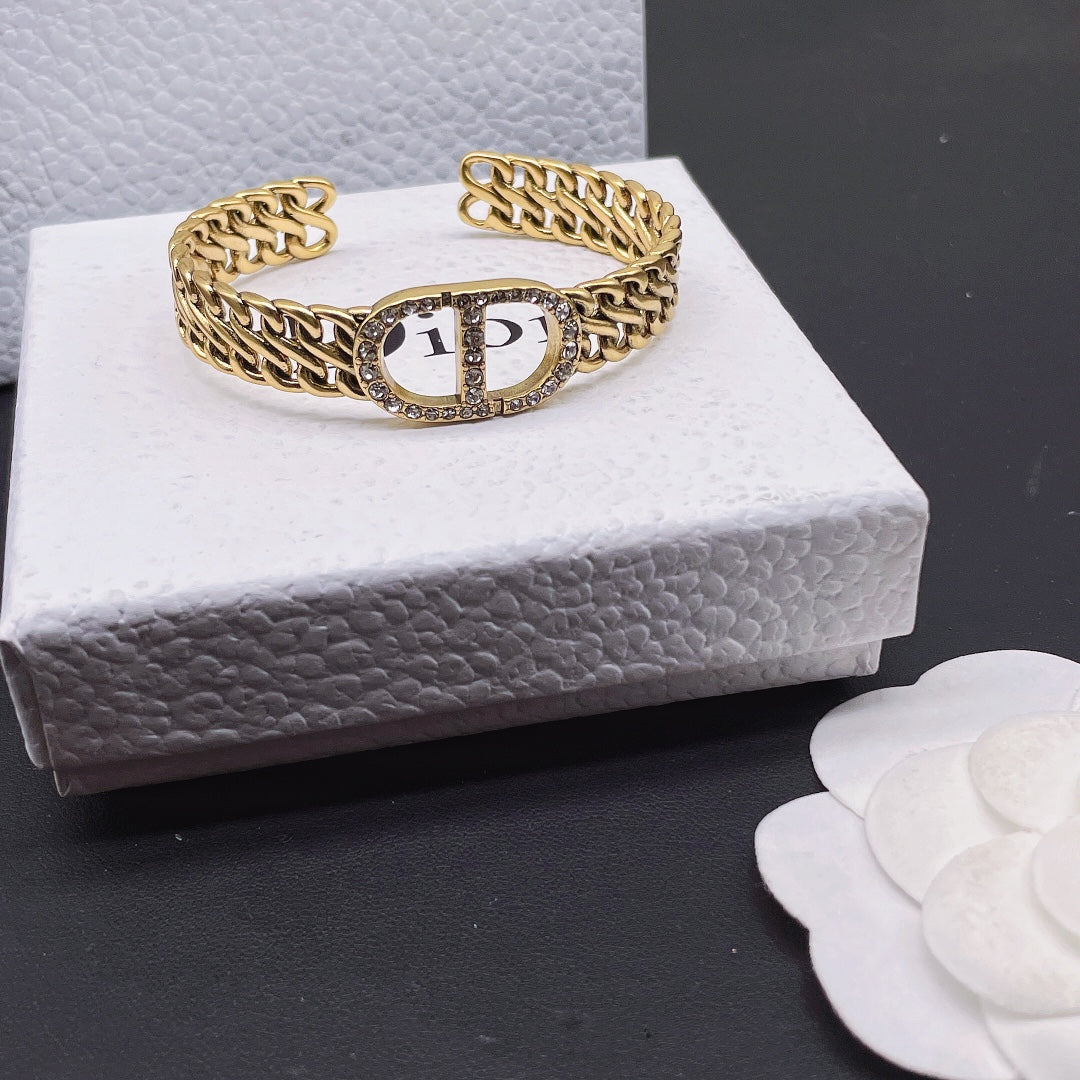 14D1K  Popular Bracelets