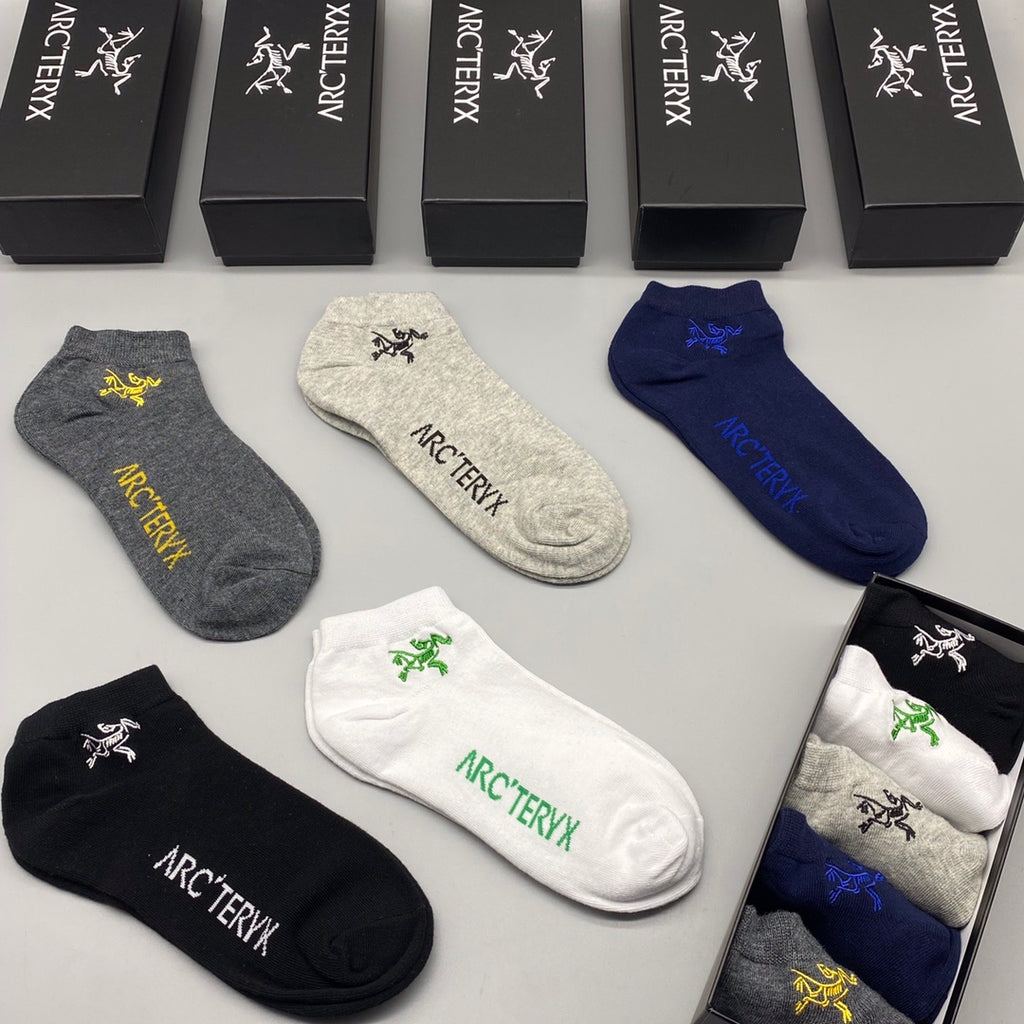 235QA43S Popular socks(5 pairs )