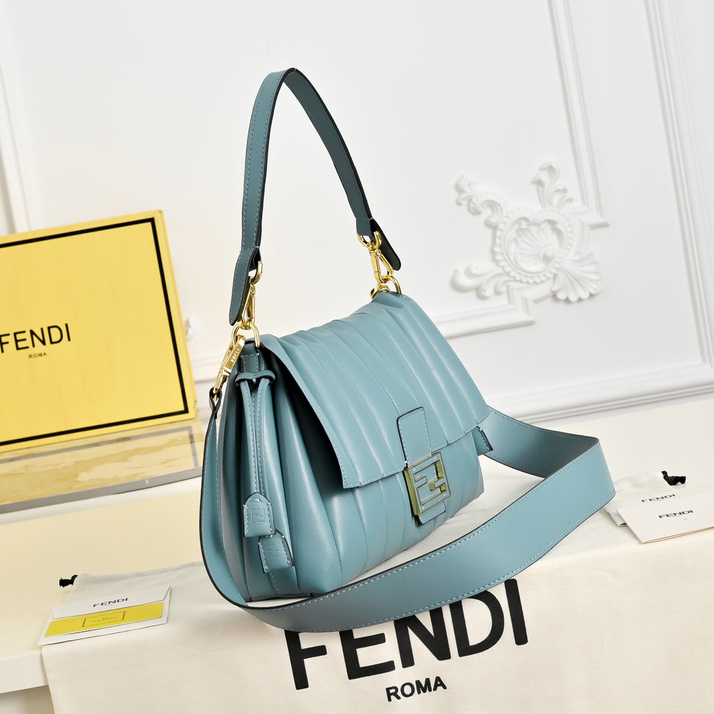 136PF106B Popular leather bag