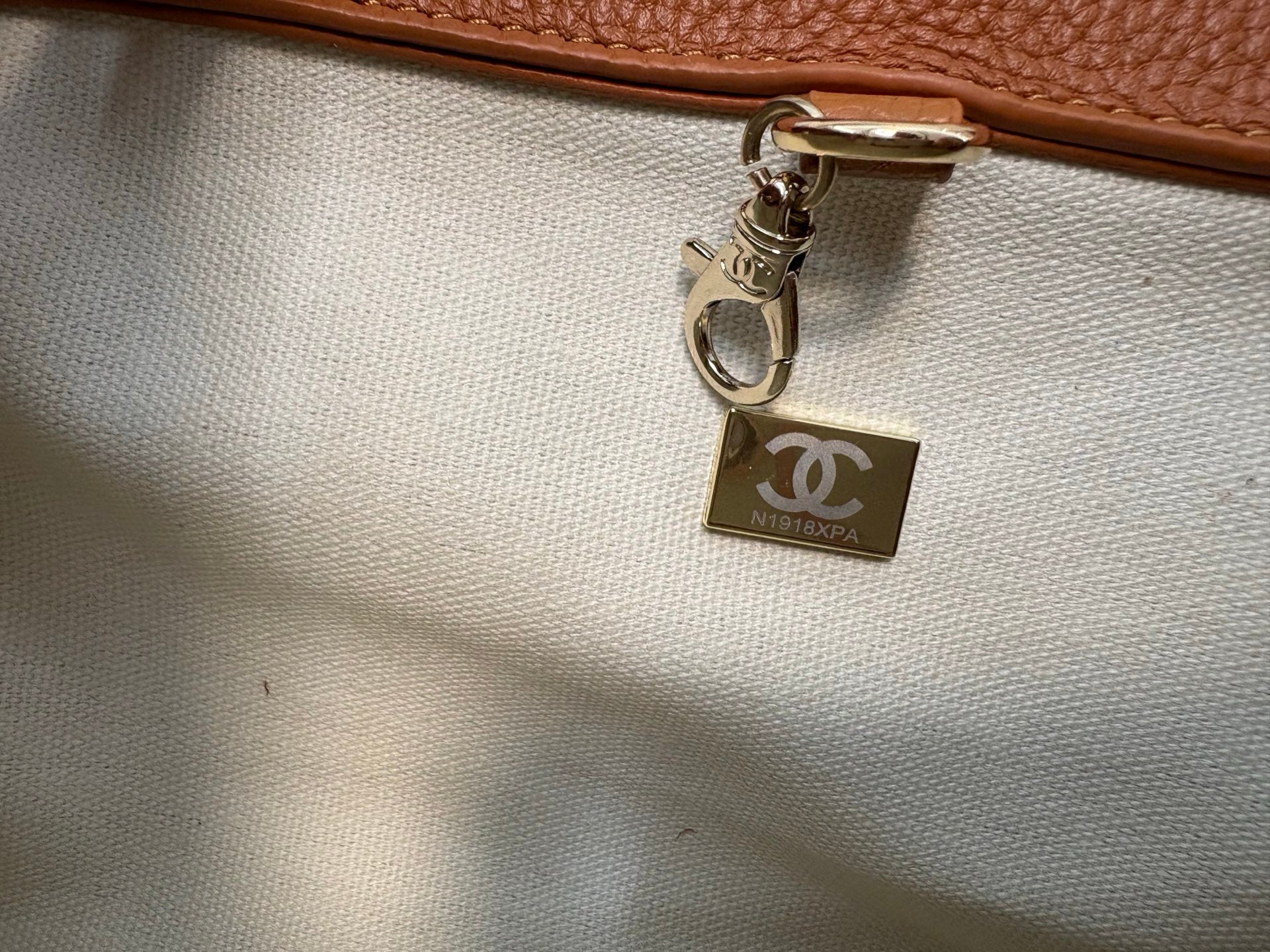 136PC79B Popular leather bag
