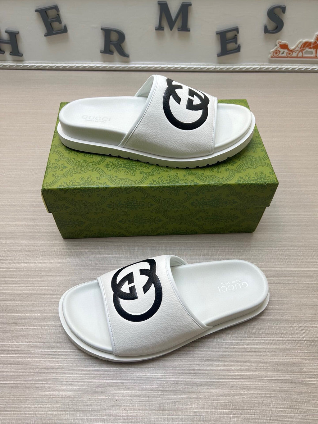 5WB241Z Popular Slippers