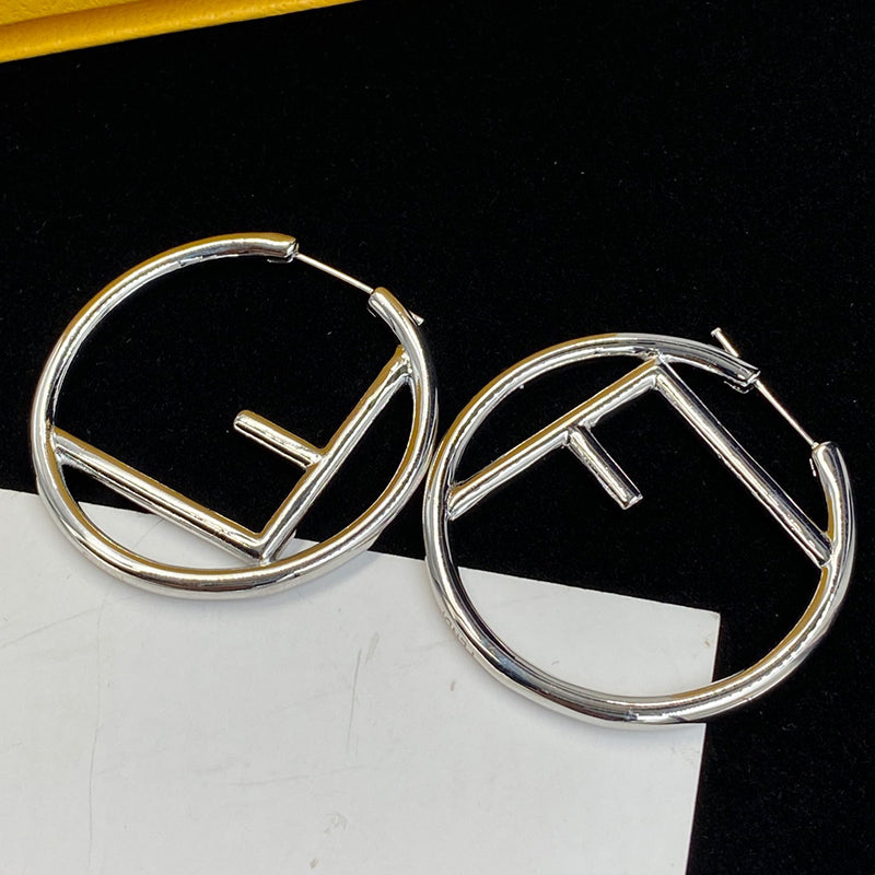 3F108E Popular   Earrings