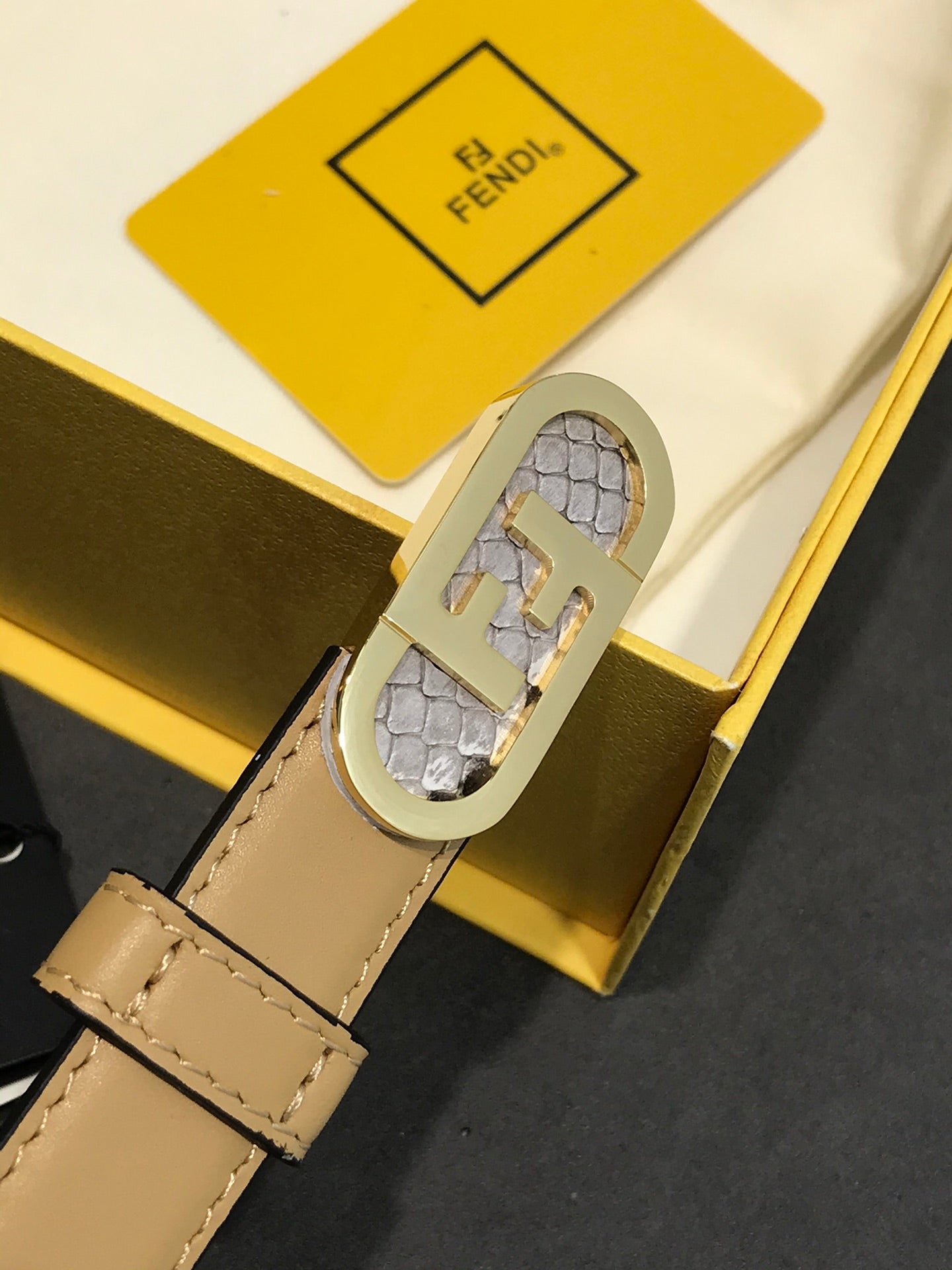 14F76P Popular  High quality belt With full package
