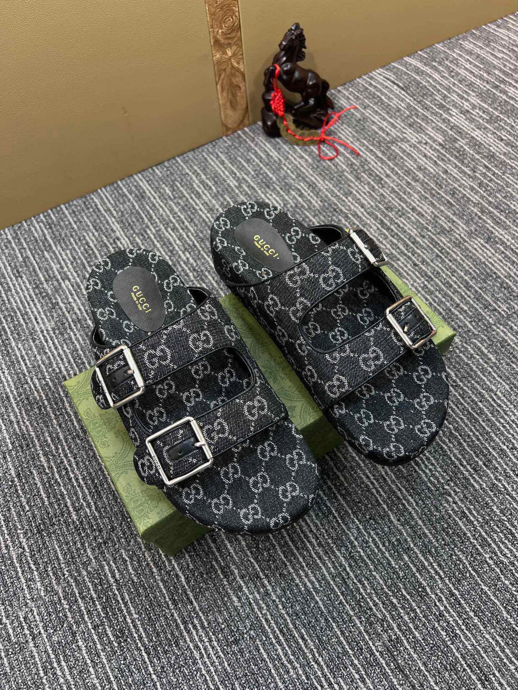 54B123Z Popular slippers