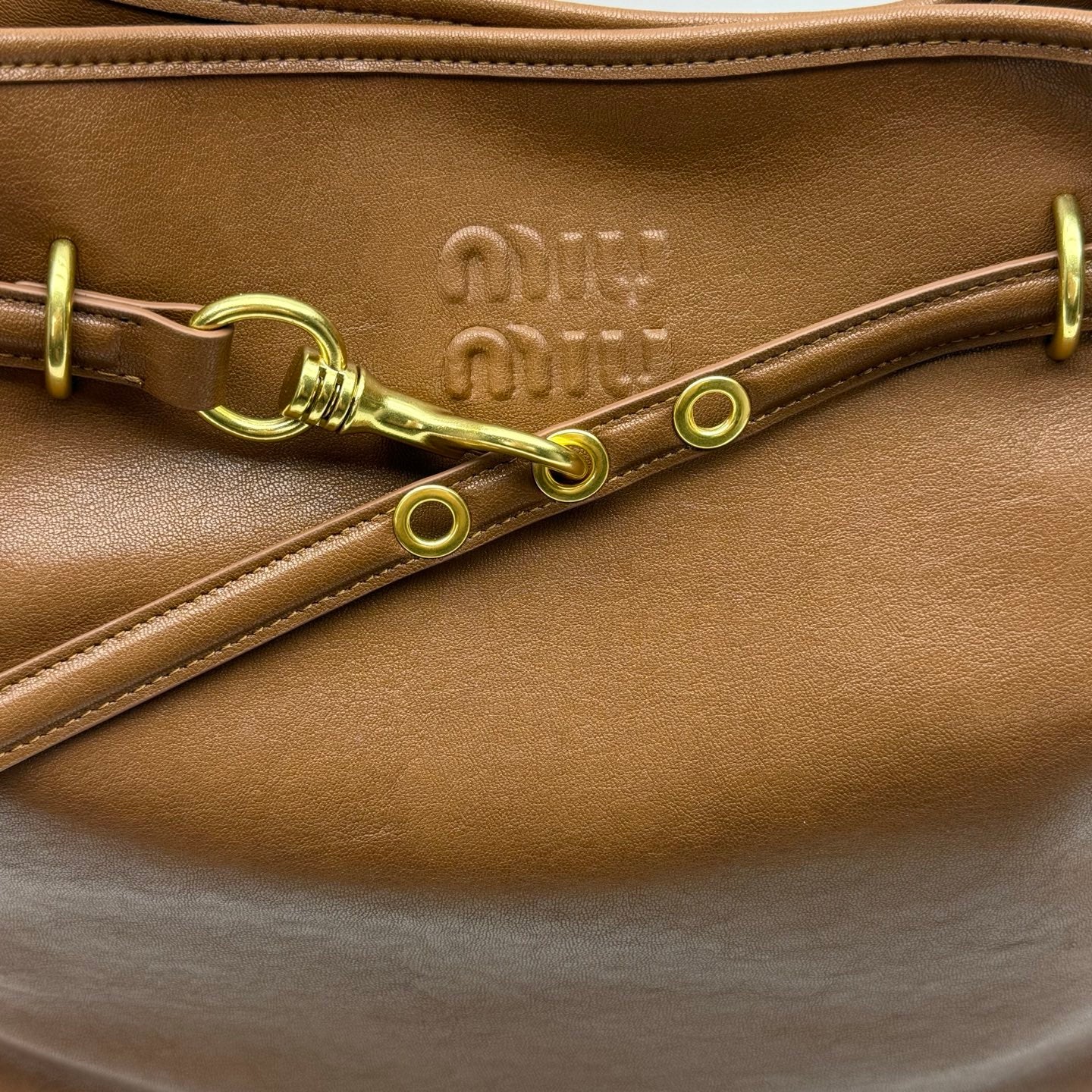 B1P46A145 Popular leather bags