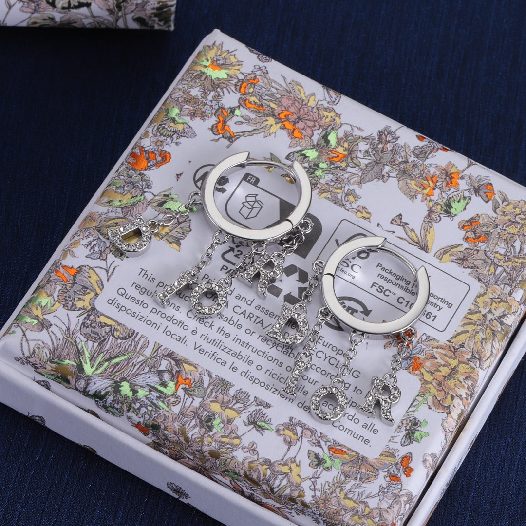 14D585E Popular  Earrings
