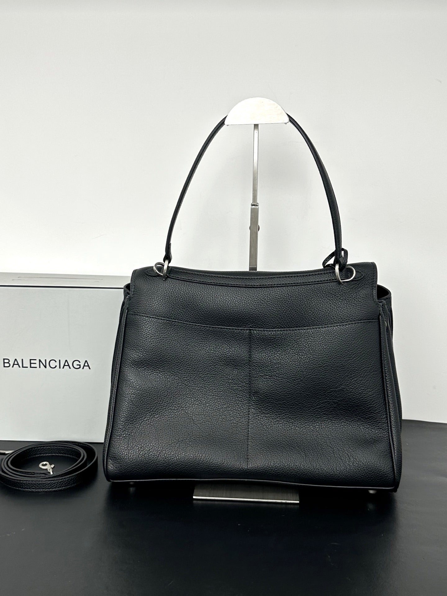 B1X56J31 Popular high-quality leather bag