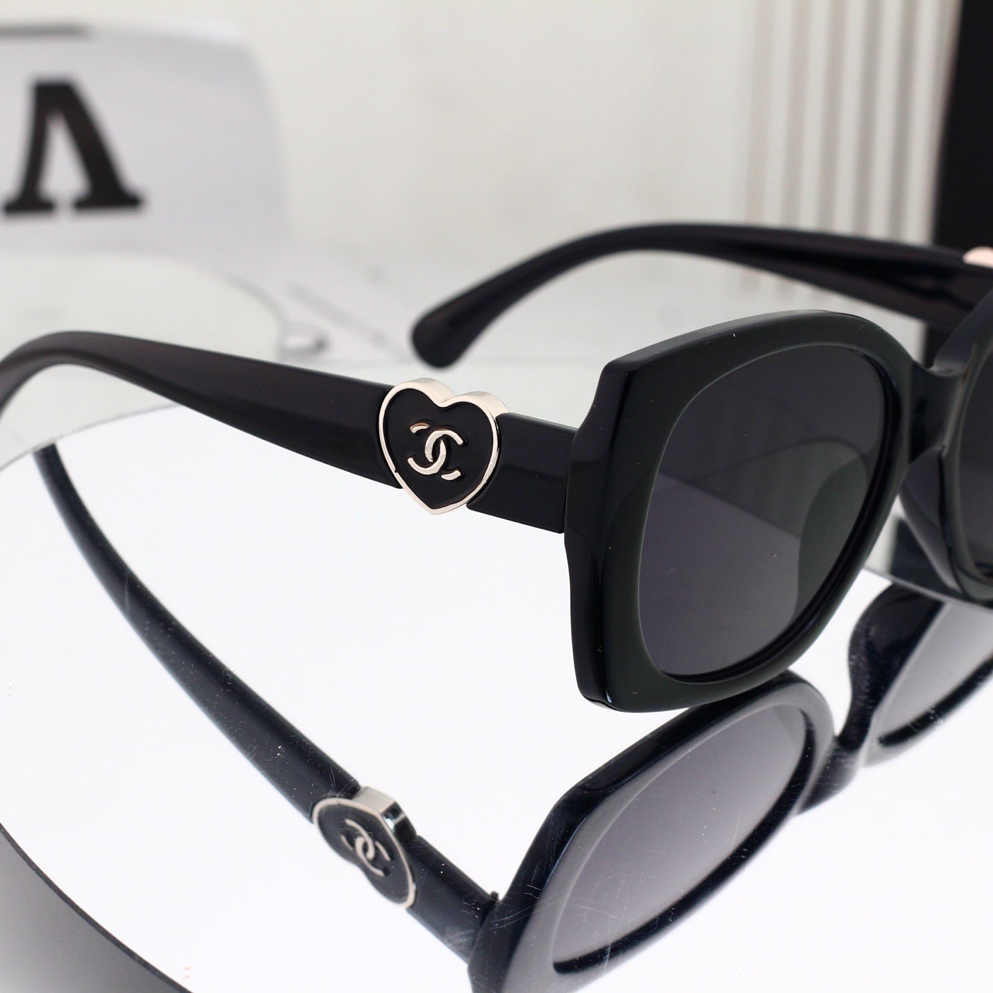 156PC42T Popular Sunglasses